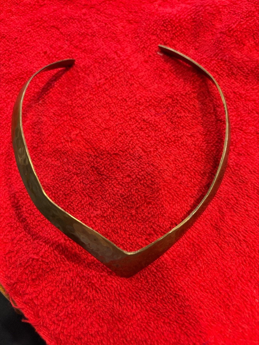 Vintage Brass V-Choker